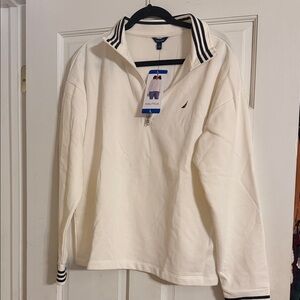 Nautica Cream Pullover with Black Accents